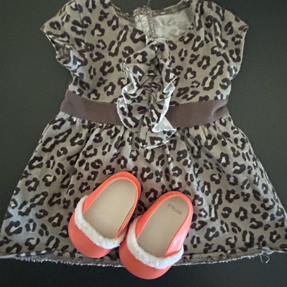 American Girl Doll with Brown Hair and Blue Dress - Picture 2 of 6